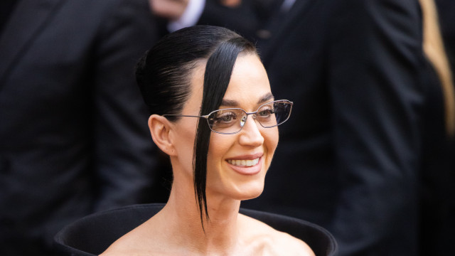 Grammy indica Caetano Veloso e Maria Bethânia para melhor álbum de música global Katy Perry mostra nova foto da filha nos bastidores da nova turnê