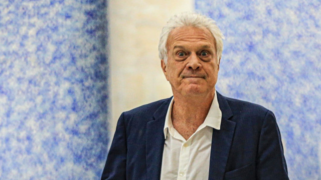 Gwyneth Paltrow revela reação dos filhos ao vê-la beijando Timothée Chalamet em filme Pedro Bial diz que Andrea Bocelli abandonou entrevista após gafe