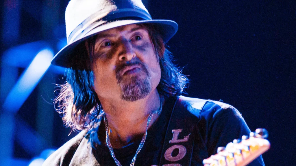 Morre Phil Campbell, guitarrista do Motörhead, aos 64 anos Morre Phil Campbell, guitarrista do Motörhead, aos 64 anos